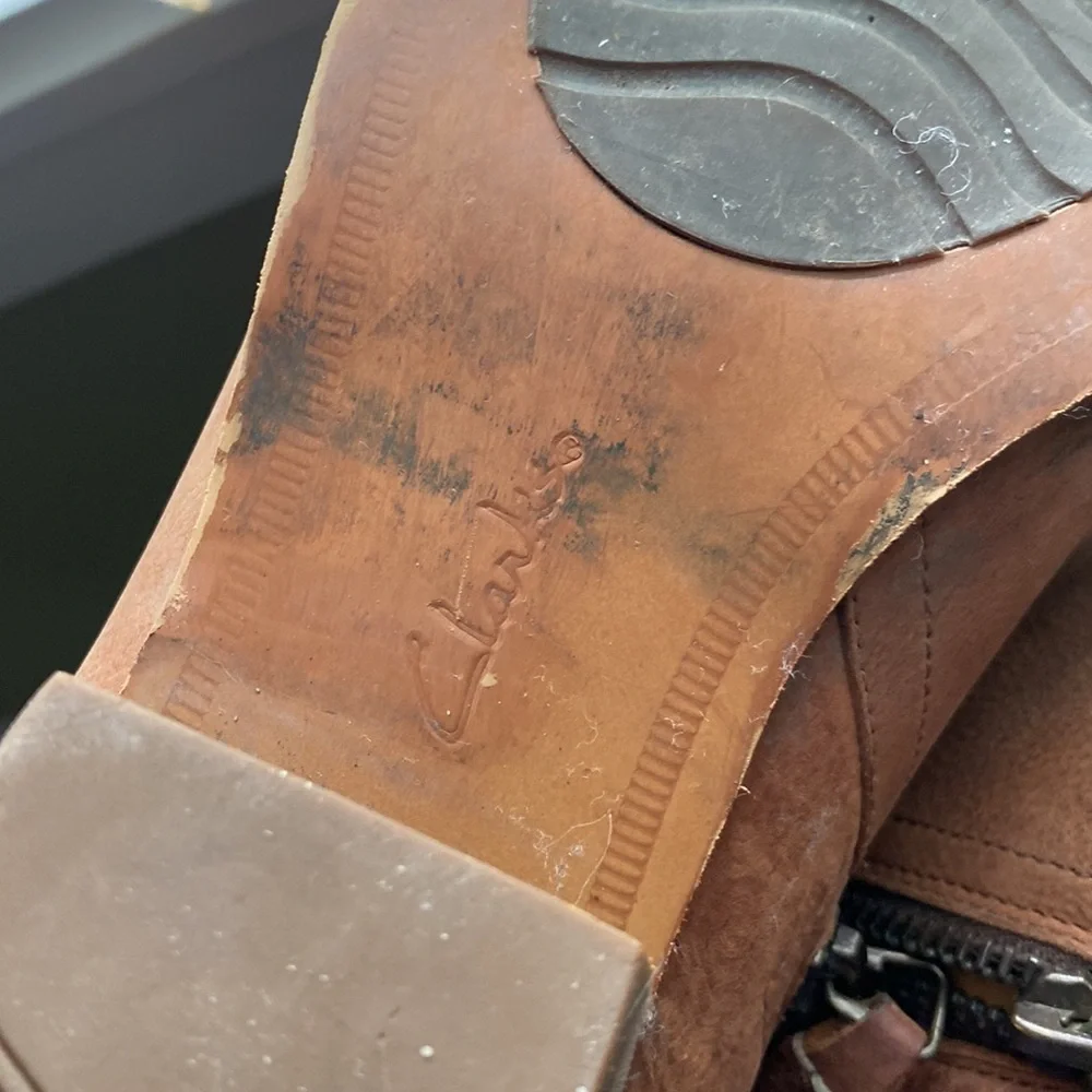 Clarks Booties - Picture 9 of 10